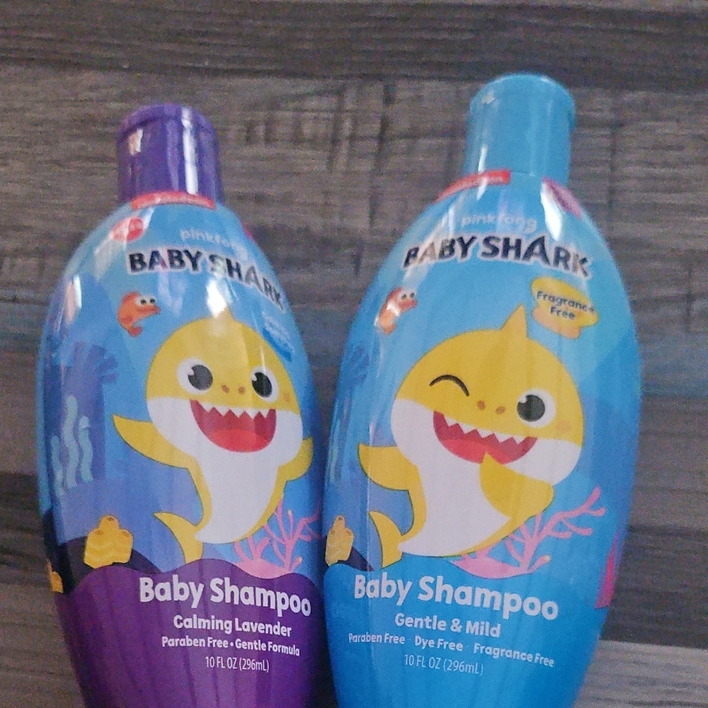 Nickelodeon Baby Shark Hair Care Purple and Blue Shampoo